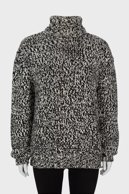 Black and white knitted sweat