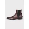 Men's maroon Chelsea boots