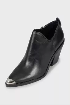 Black heeled ankle boots