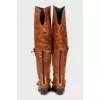 Leather cossacks with pointed toe