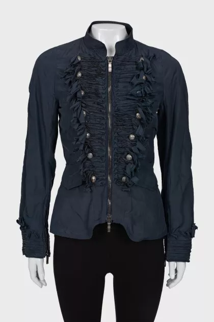 Decorated fitted jacket