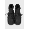 Men's boots with velcro fastening