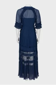 Pleated dress with tag