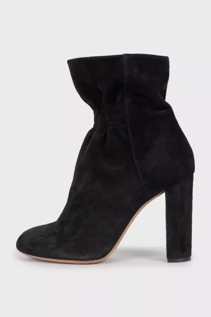 Draped suede ankle boots