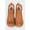 Insulated boots with tag