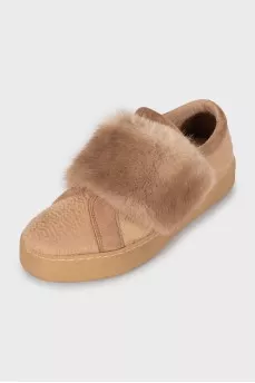 Кеды декорированные мехом