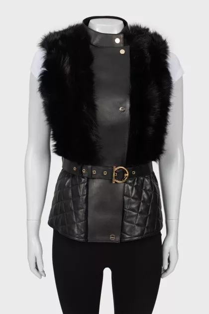 Leather vest with fur