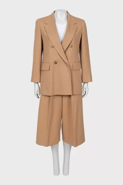 Beige wool suit