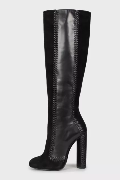 Leather boots with weaving