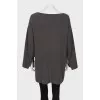 Knitted tunic with slits on the sides