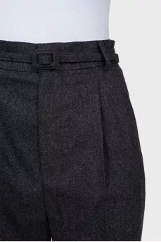 Wool trousers with a belt
