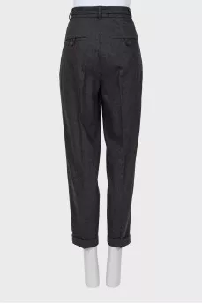 Wool trousers with a belt