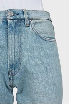 Light blue boyfriend jeans