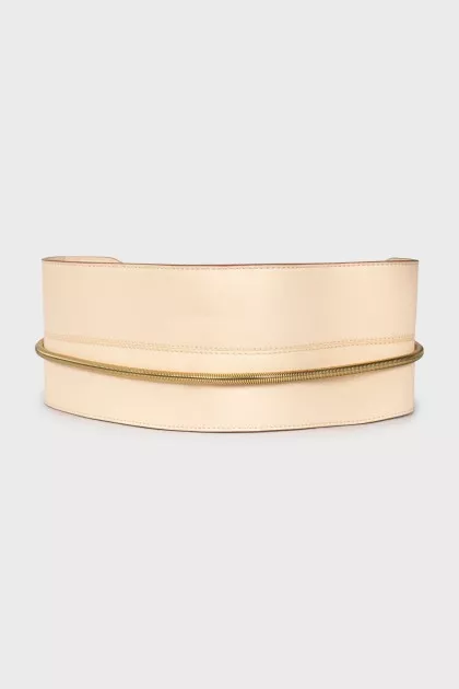 Leather belt with gold-tone hardware