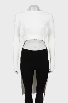 White sweater elongated at the back