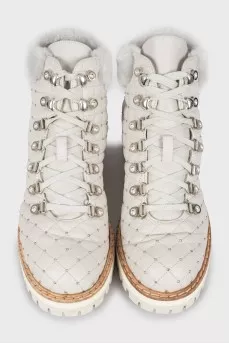 Insulated boots decorated with rhinestones