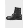 Boots Yves Saint Laurent (YSL)