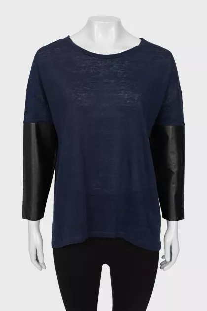 Linen blouse with contrasting sleeves