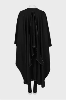 Black cape on the belt