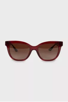 Sunglasses with red frames