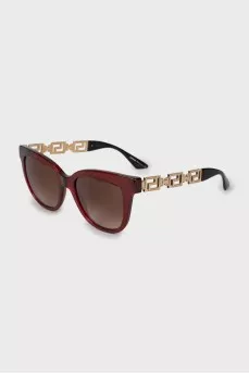 Sunglasses with red frames