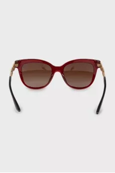 Sunglasses with red frames