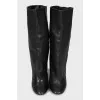 Leather boots with figured heels
