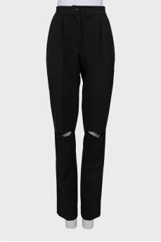Straight trousers with slits at the knees