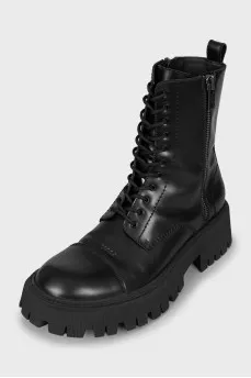 Men's boots with chunky soles