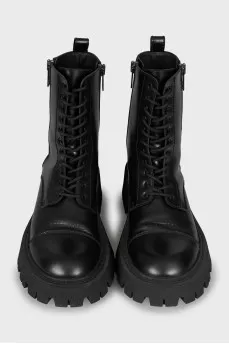 Men's boots with chunky soles