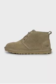 Insulated green boots