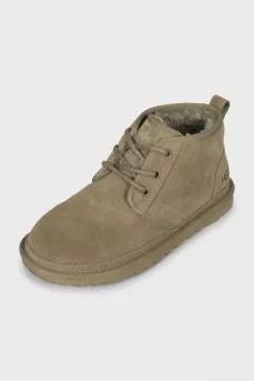 Insulated green boots