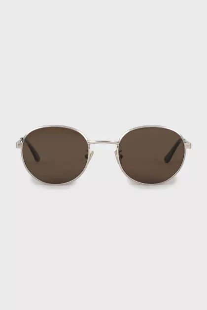 Oval sunglasses