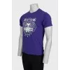 Men's purple T-shirt