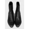 Leather cossacks with metal toe