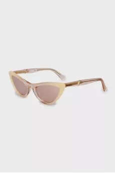 Triangular sunglasses