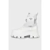 White boots Monolith