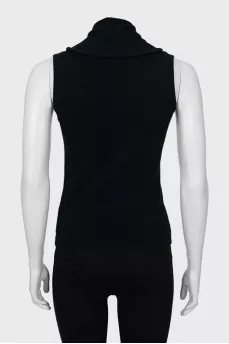 Cashmere T-shirt with brooch
