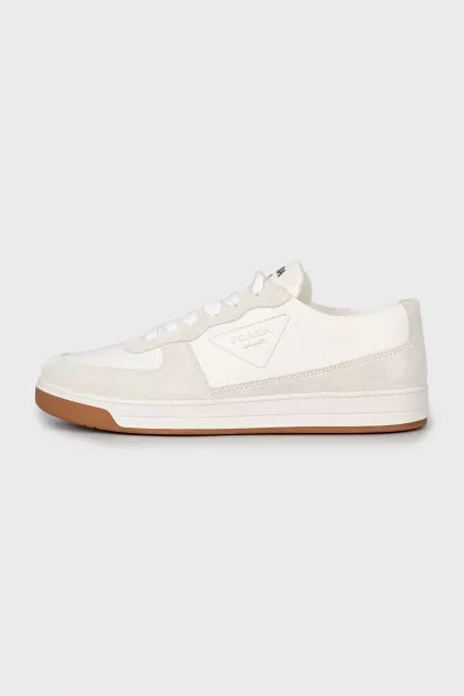 Men's sneakers with signature logo