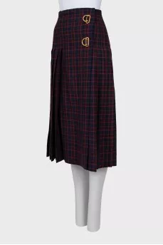 Pleated wool skirt
