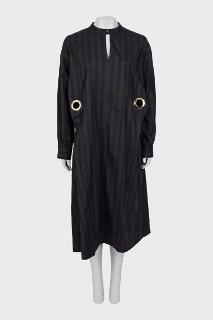 Maxi dress with eyelets