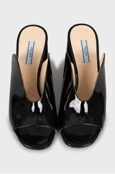 Black patent leather sandals