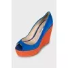 Suede woven wedge shoes