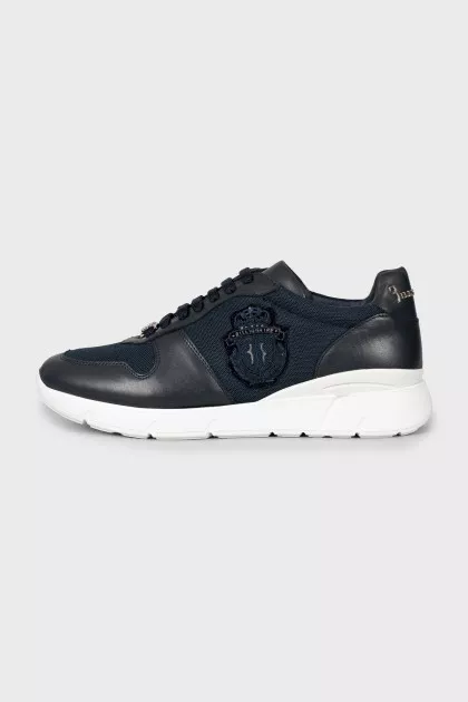 Men's sneakers with patch
