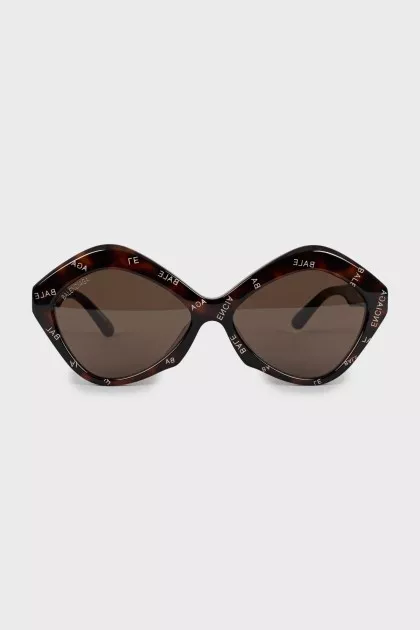 Sunglasses in signature print