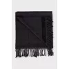 Wool scarf with fringe