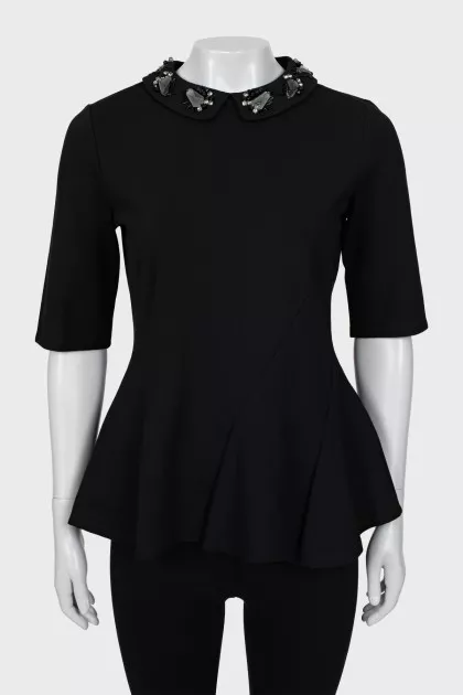 Black blouse with detachable collar