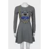 Fitted dress with signature print