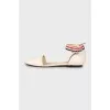 Ballerinas with embossed leather