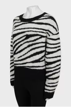 Animal print cropped sweater